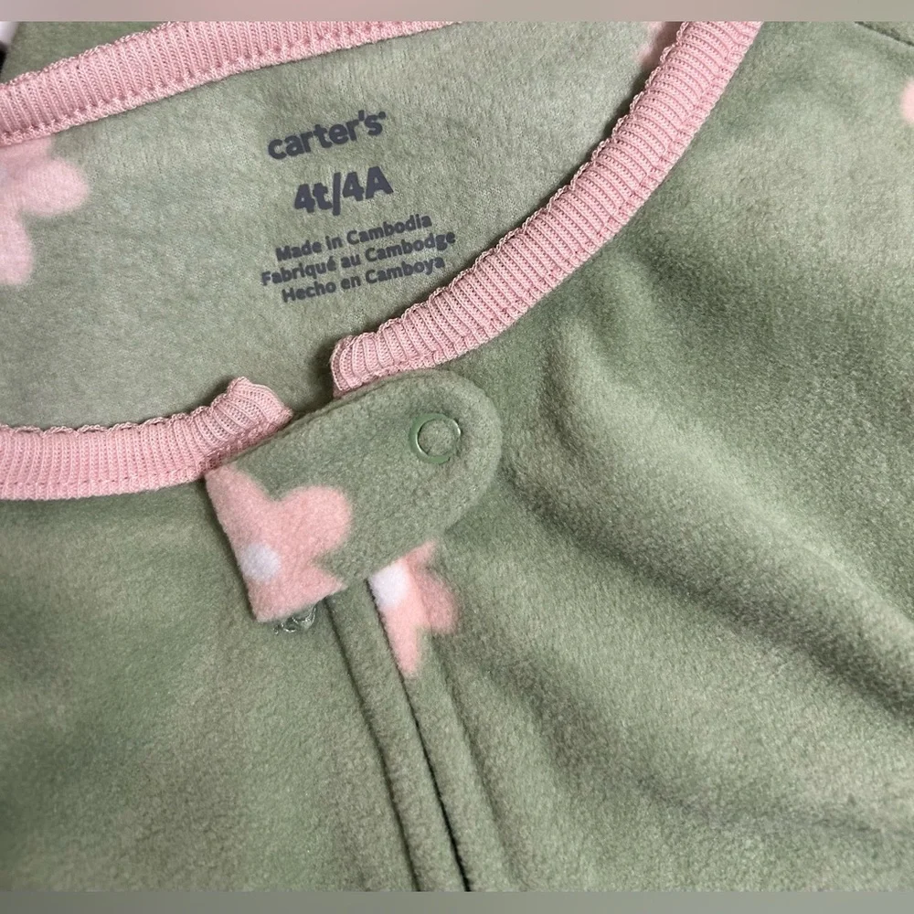 New! Carters Set of 2 Zip Up Footed Sleeper Pajamas Little Girls Size 4T